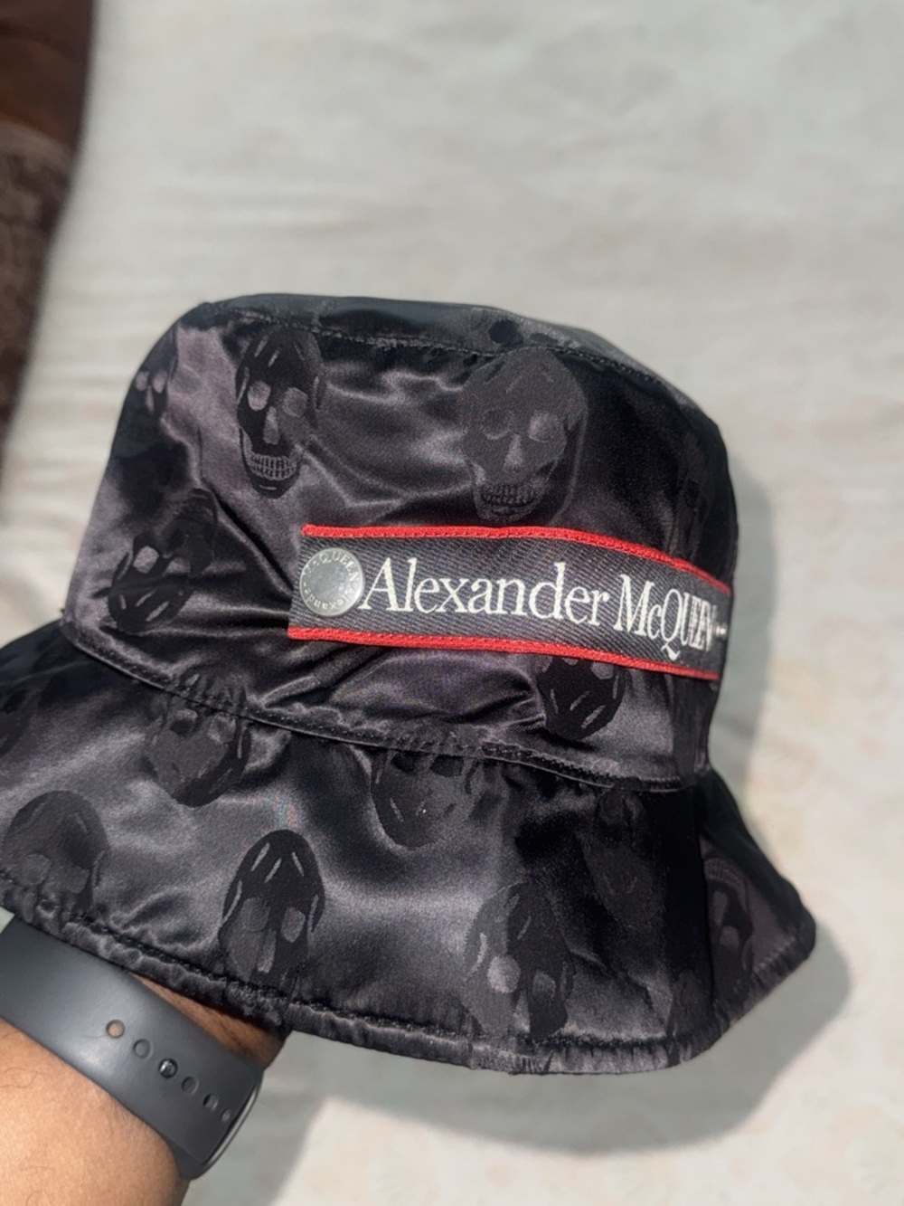 Alexander McQueen Black Satin Skull-Print Bucket Hat with Red Trim